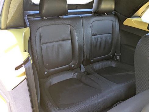 Used 2015 Volkswagen Beetle 1.8T FWD image 26