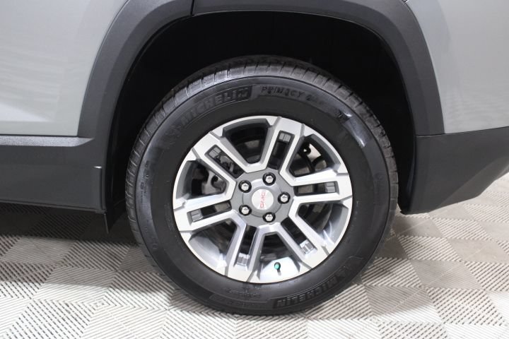 Used 2025 GMC Terrain Elevation AWD/4WD image 42