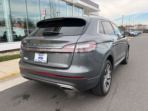 Used 2023 Lincoln Nautilus Reserve image 8