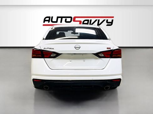Used 2023 Nissan Altima 2.5 SR FWD image 6