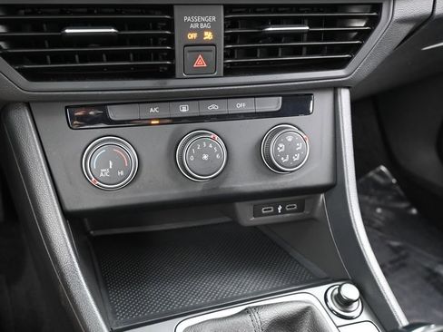 Used 2023 Volkswagen Jetta S image 24