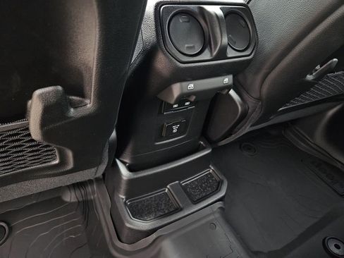 New 2026 Jeep Wrangler Unlimited Sahara AWD/4WD image 11