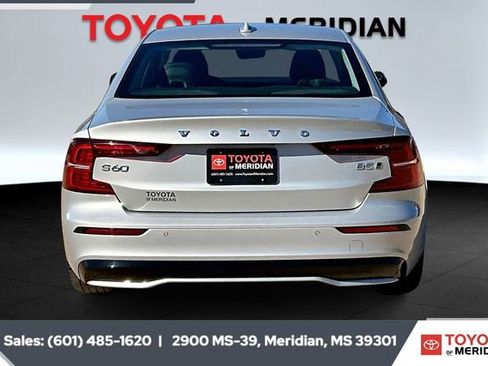 Used 2024 Volvo S60 B5 Ultimate w/ Climate Package image 4