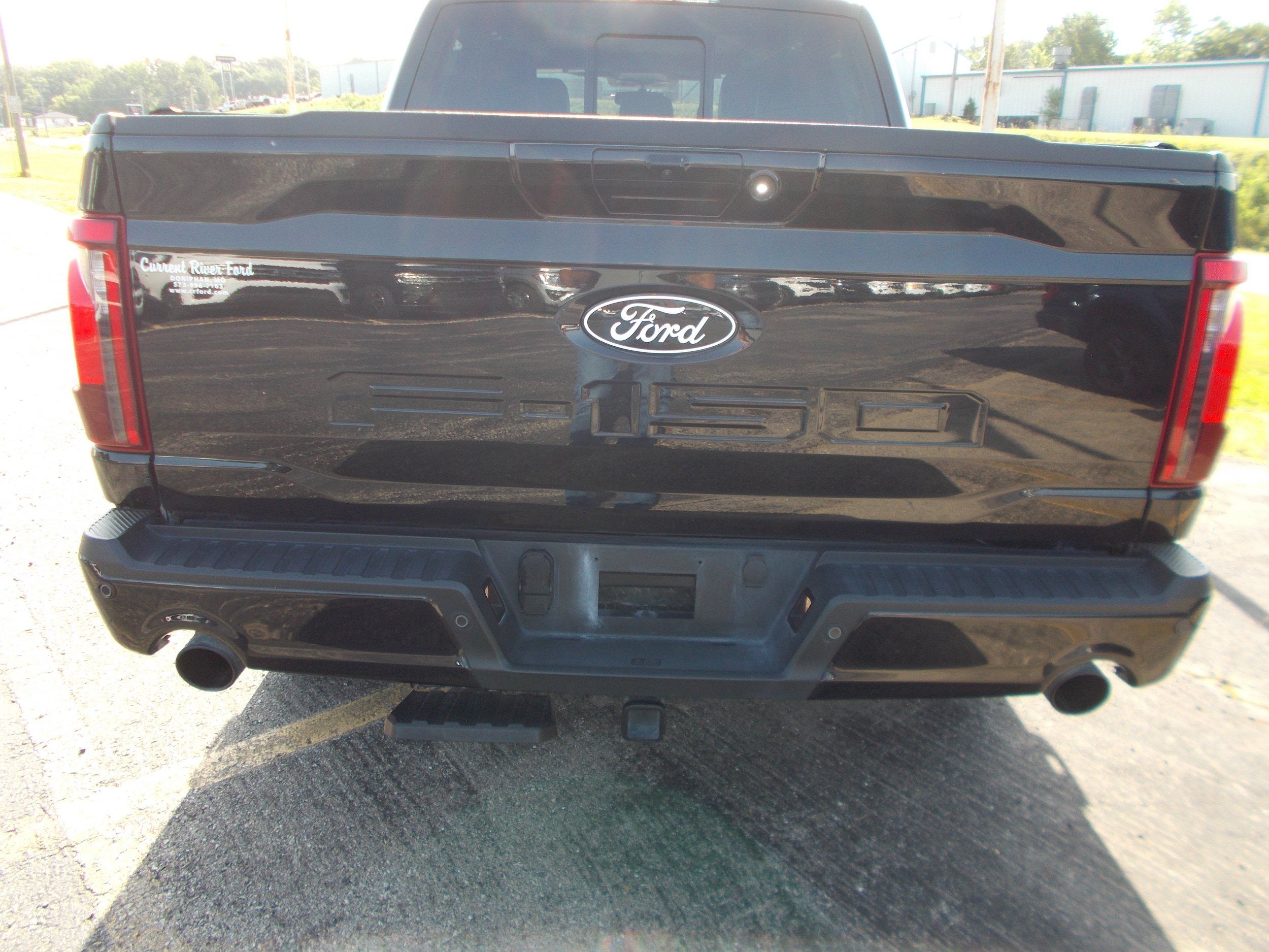 Used 2025 Ford F150 XLT w/ Equipment Group 303A High AWD/4WD image 3