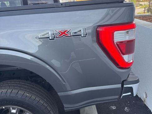 Used 2023 Ford F150 Lariat image 11