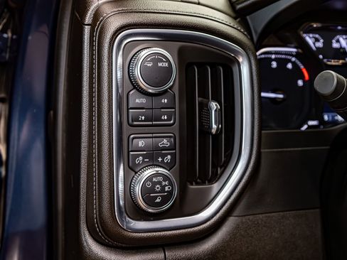 Used 2022 GMC Sierra 2500 SLE w/ SLE Convenience Package image 21