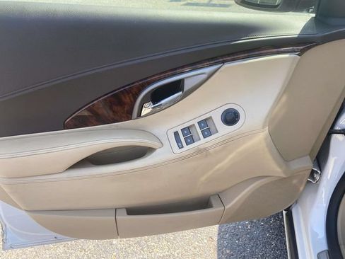 Used 2012 Buick LaCrosse Premium w/ Driver Confidence Package FWD image 12