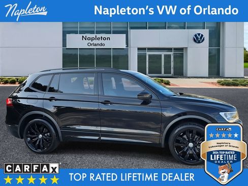 Used 2021 Volkswagen Tiguan SE R-Line image 3