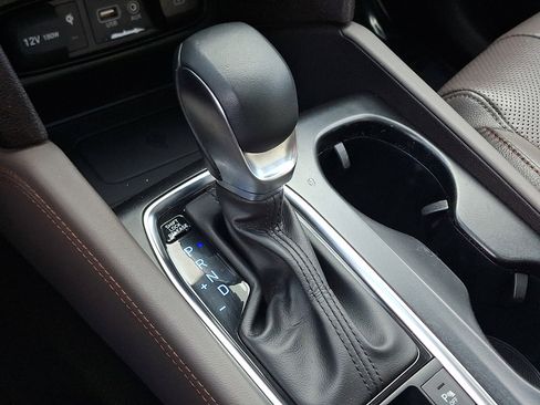 Used 2020 Hyundai Santa Fe Limited image 15