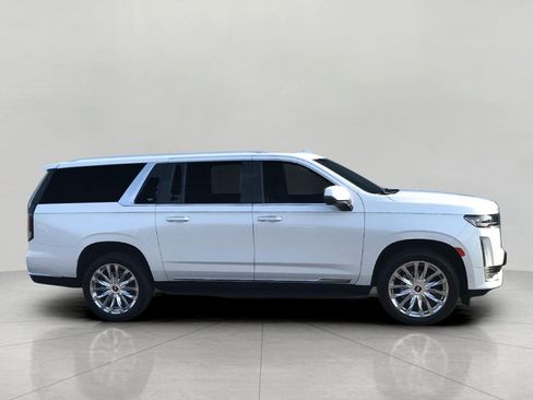 Used 2023 Cadillac Escalade ESV Premium Luxury AWD/4WD image 2