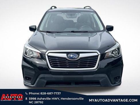 Used 2019 Subaru Forester Premium AWD/4WD image 6