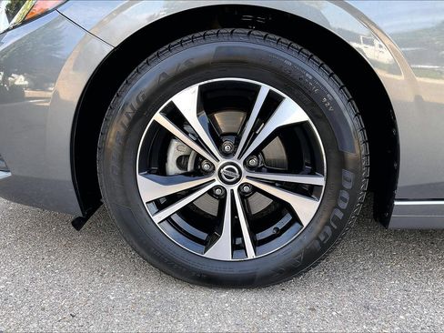 Used 2023 Nissan Sentra SV FWD image 25