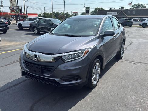 Used 2021 Honda HR-V LX image 3