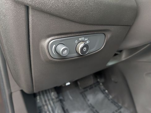 Used 2024 Chevrolet Equinox RS AWD/4WD image 26