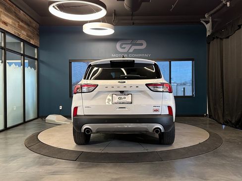 Used 2021 Ford Escape SEL w/ Technology Package image 3