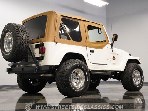 Used 1997 Jeep Wrangler Sahara image 27