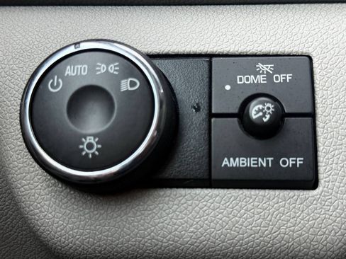 Used 2017 Buick Enclave Leather FWD image 31