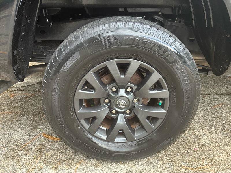 Used 2020 Toyota Tacoma SR5 RWD image 21