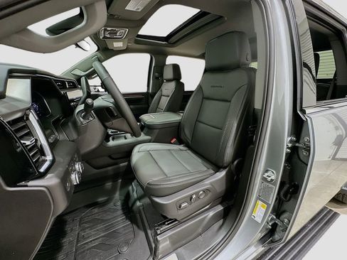 New 2026 GMC Sierra 2500 Denali w/ Denali Reserve Package image 22