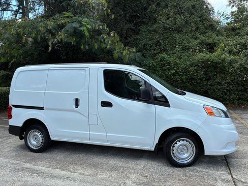 Used 2020 Nissan NV200 S FWD image 3