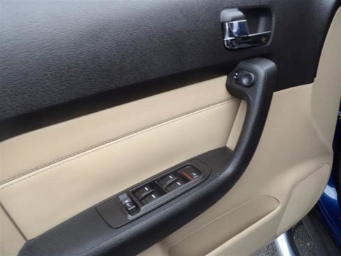 Used 2006 HUMMER H3 w/ Chrome Appearance Package image 25