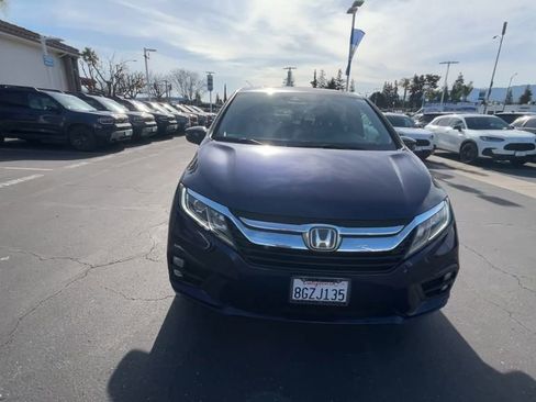 Used 2019 Honda Odyssey EX-L image 3