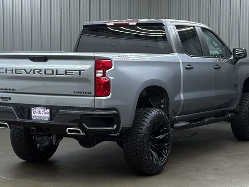 Used 2026 Chevrolet Silverado 1500 Custom Trail Boss w/ LPO, Dark Essentials Package AWD/4WD image 5