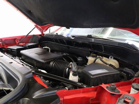 Used 2020 Chevrolet Silverado 1500 LT w/ Texas Edition image 38