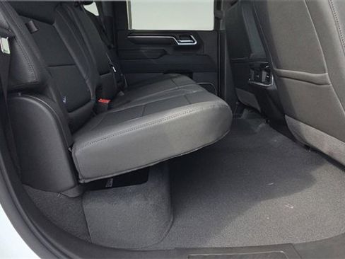 New 2026 GMC Sierra 2500 SLT image 19