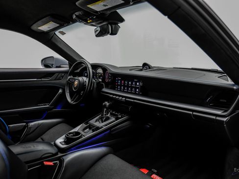 Used 2023 Porsche 911 GT3 RWD image 44
