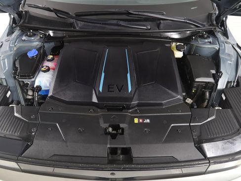 Used 2024 Hyundai Ioniq 5 Limited image 56