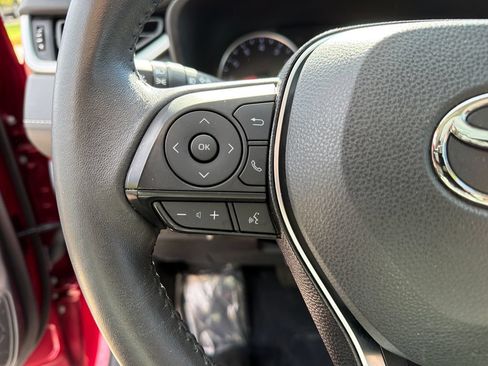 Used 2021 Toyota RAV4 XLE Premium FWD image 22