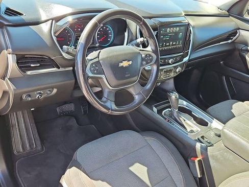 Used 2018 Chevrolet Traverse LT image 10