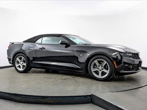 Used 2020 Chevrolet Camaro LT image 35