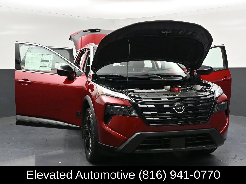 Used 2026 Nissan Rogue Dark Armor AWD/4WD image 35