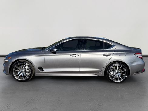 Used 2026 Genesis G70 2.5T Prestige image 2