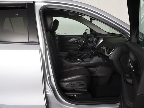 Used 2021 GMC Terrain SLT w/ Infotainment Package II AWD/4WD image 31