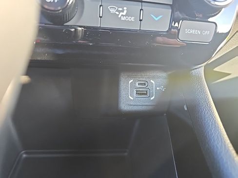 New 2026 Jeep Compass Limited image 31