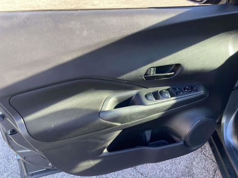 Used 2024 Nissan Kicks S image 6