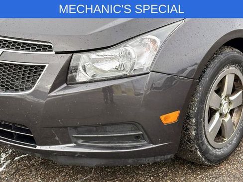 Used 2014 Chevrolet Cruze LT w/ Technology Package image 7