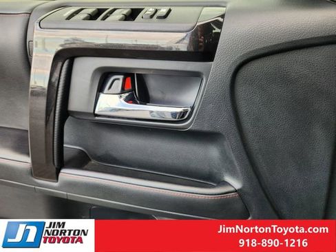 Used 2022 Toyota 4Runner TRD Off-Road Premium image 24