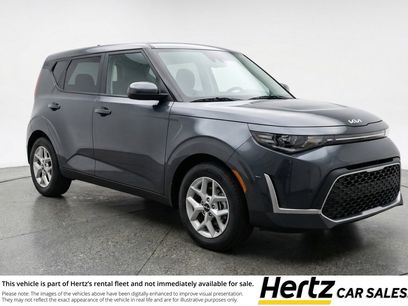 Used 2025 Kia Soul LX w/ LX Technology Package