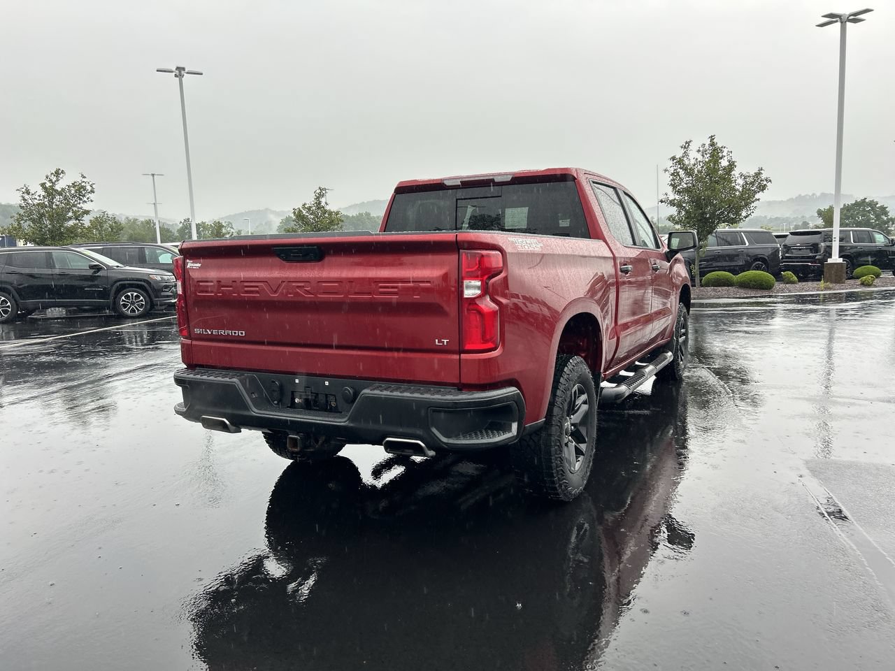 Used 2023 Chevrolet Silverado 1500 LT Trail Boss w/ Convenience Package II AWD/4WD image 7