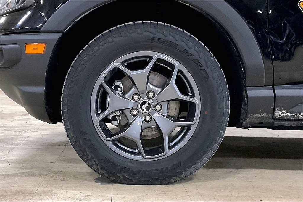 Certified 2023 Ford Bronco Sport Badlands w/ Premium Package AWD/4WD image 9