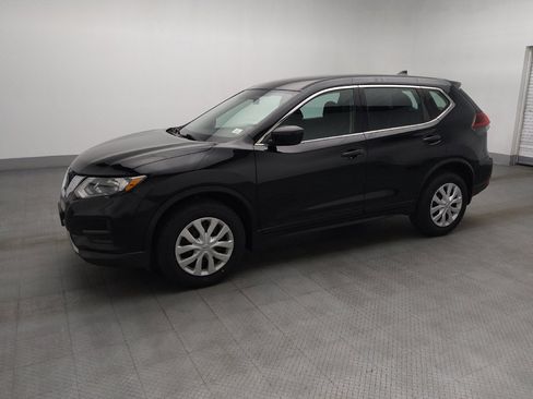 Used 2018 Nissan Rogue S AWD/4WD image 2
