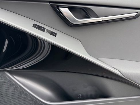 New 2026 Kia Niro SX image 21