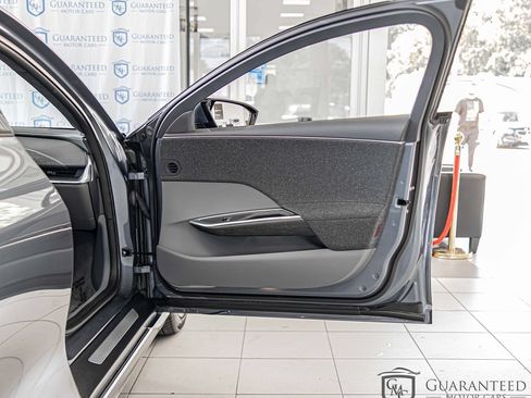 Used 2024 Lucid Air Touring AWD/4WD image 37