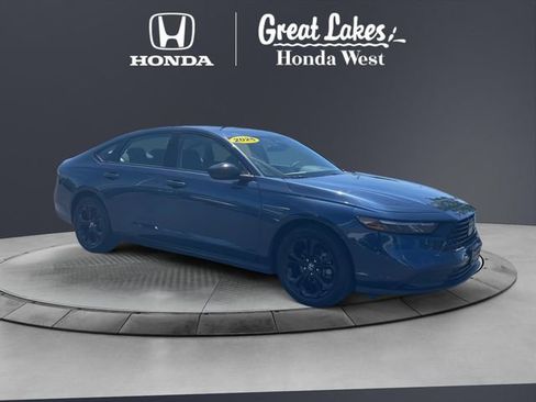 Used 2025 Honda Accord SE image 7