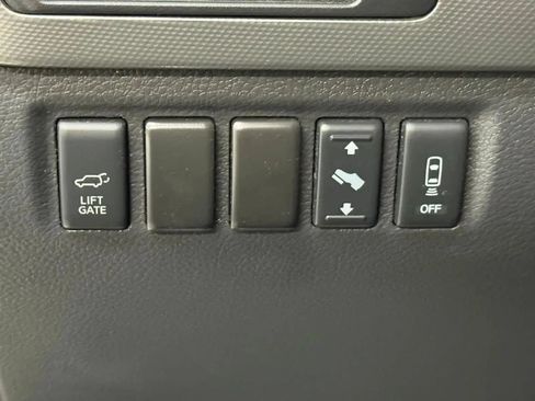 Used 2014 Nissan Armada SV AWD/4WD image 36