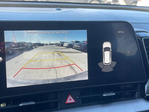 Used 2023 Kia Sportage EX image 22